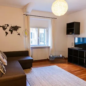 Domus - Accogliente Residenza Rocchetto A 25mt Da Piazza Erbe Appartement Vérone